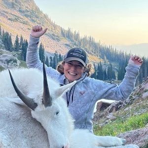 Meet your Posher, Hillery